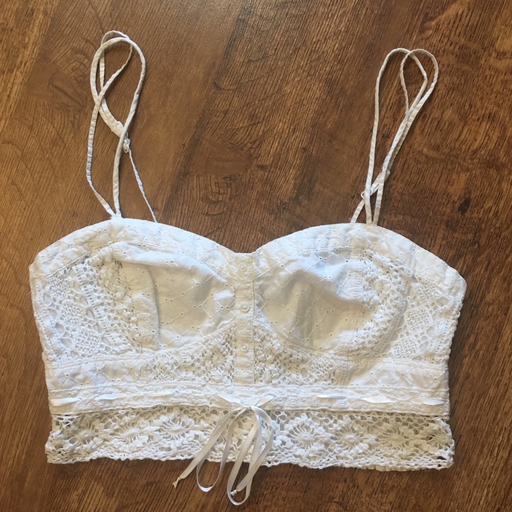 American Eagle white crochet crop top